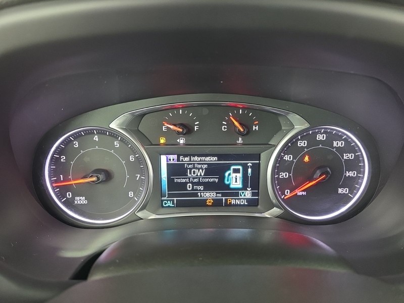 GMC Acadia Vehicle Full-screen Gallery Image 17