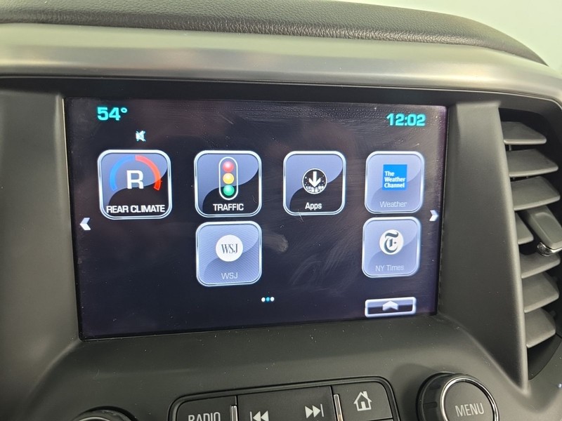 GMC Acadia Vehicle Full-screen Gallery Image 19