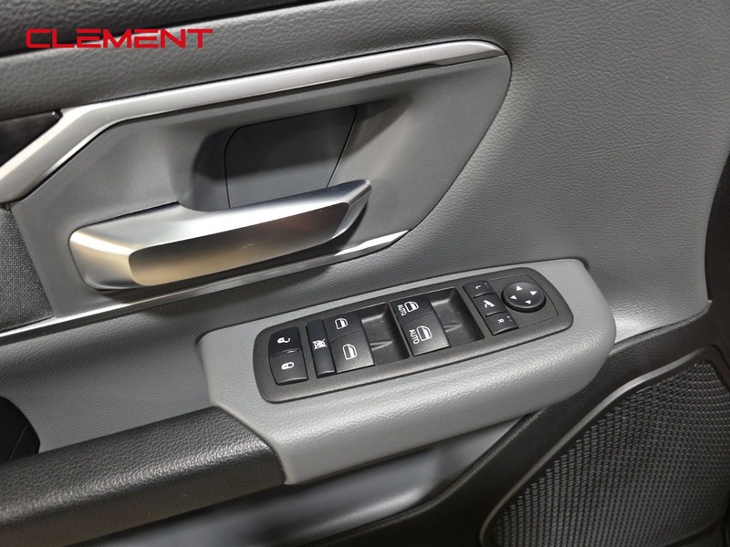 Ram 1500 Vehicle Image 21