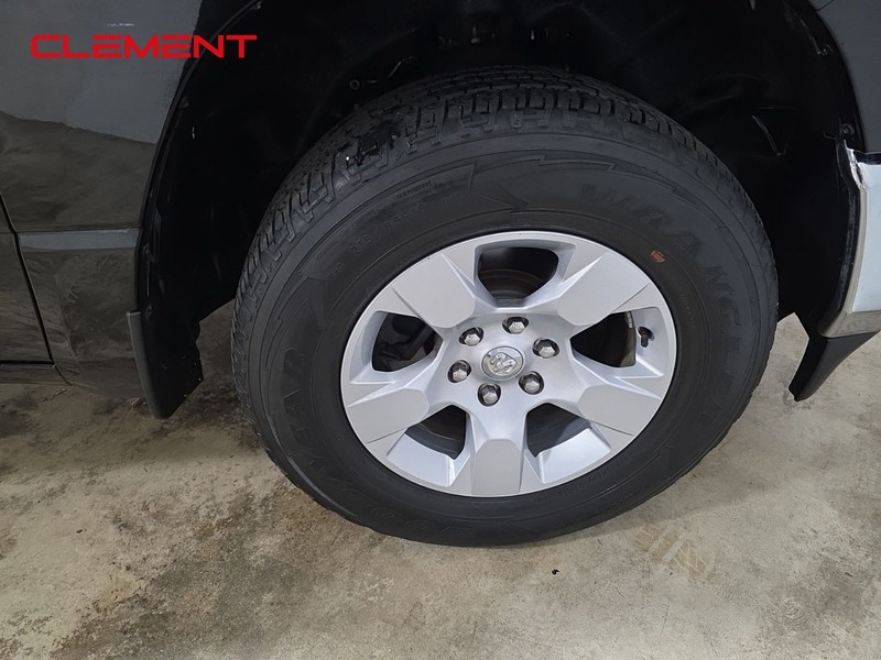 Ram 1500 Vehicle Image 31