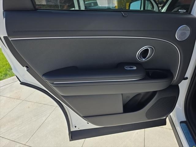 Hyundai Palisade Vehicle Full-screen Gallery Image 32