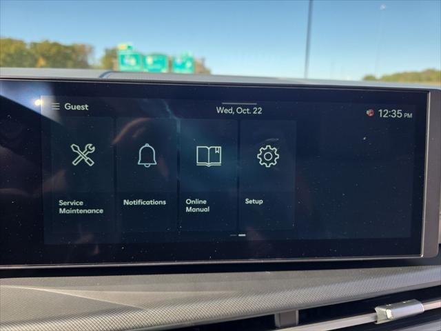 Hyundai Santa Fe Vehicle Full-screen Gallery Image 18