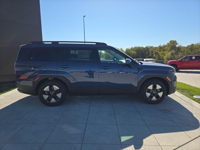 Hyundai Santa Fe Hybrid Vehicle Full-screen Gallery Image 4