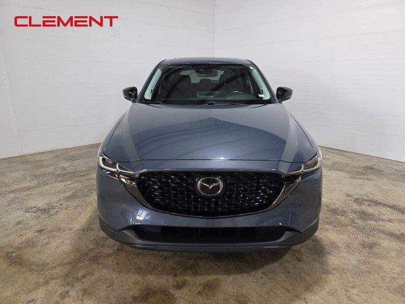 Mazda CX-5 Vehicle Image 02