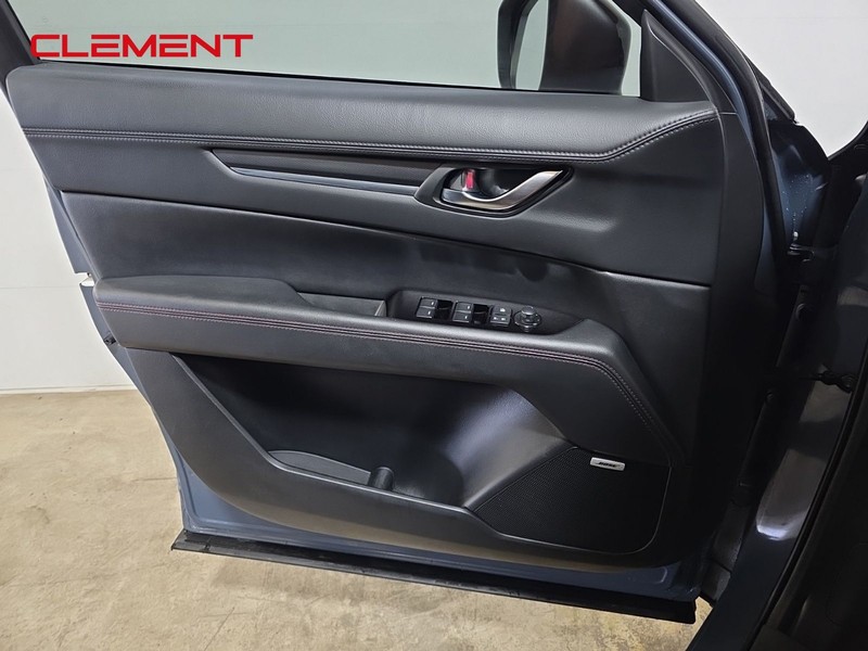 Mazda CX-5 Vehicle Image 26