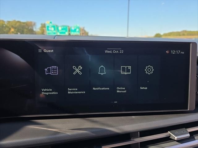 Hyundai Santa Fe Hybrid Vehicle Full-screen Gallery Image 18