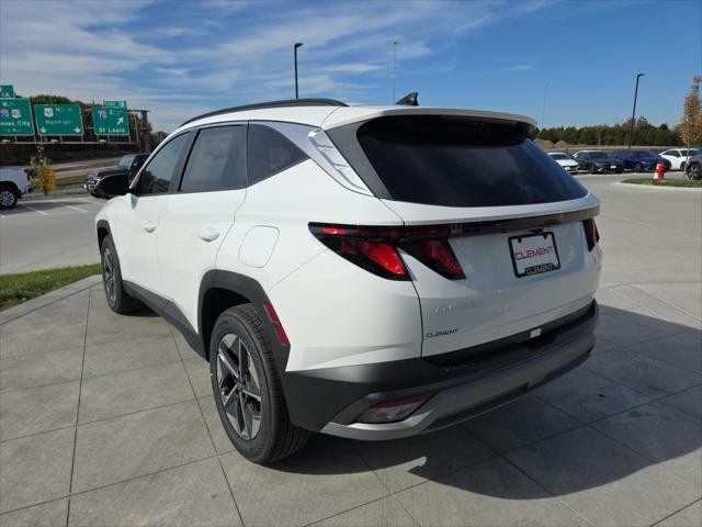 Hyundai Tucson Vehicle Full-screen Gallery Image 8