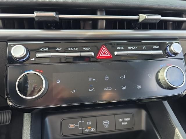 Hyundai Tucson Vehicle Full-screen Gallery Image 19