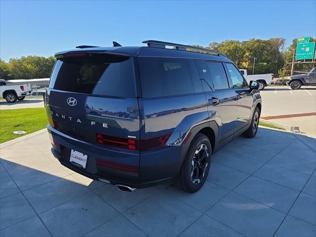 Hyundai Santa Fe Vehicle Full-screen Gallery Image 6