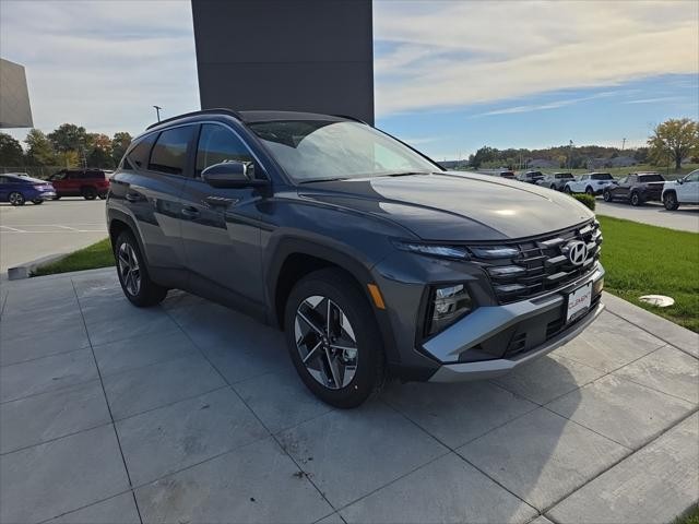 Hyundai Tucson Vehicle Full-screen Gallery Image 3