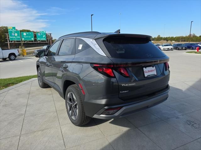 Hyundai Tucson Vehicle Full-screen Gallery Image 8