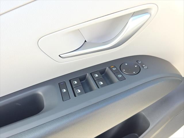 Hyundai Tucson Vehicle Full-screen Gallery Image 22