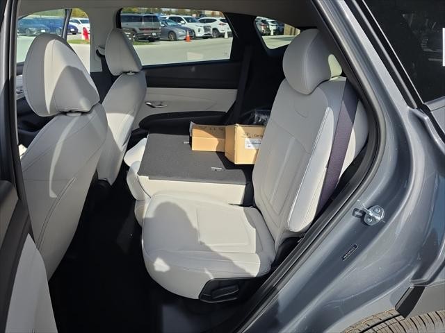 Hyundai Tucson Vehicle Full-screen Gallery Image 27