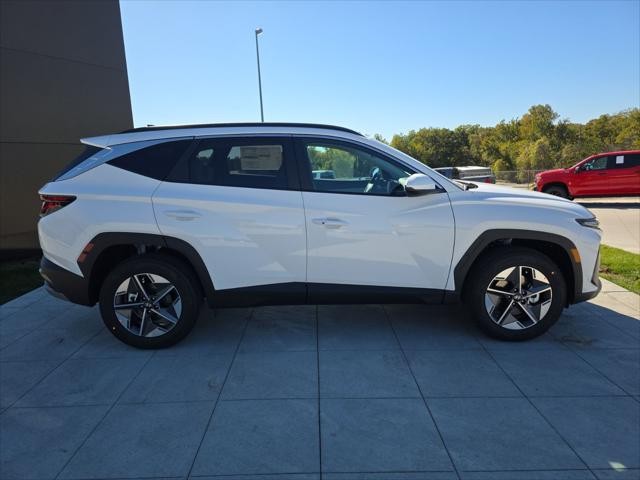 Hyundai Tucson Vehicle Full-screen Gallery Image 4