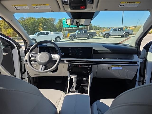 Hyundai Tucson Vehicle Full-screen Gallery Image 10