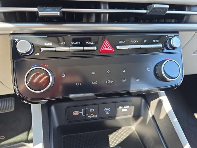 Hyundai Tucson Vehicle Full-screen Gallery Image 19