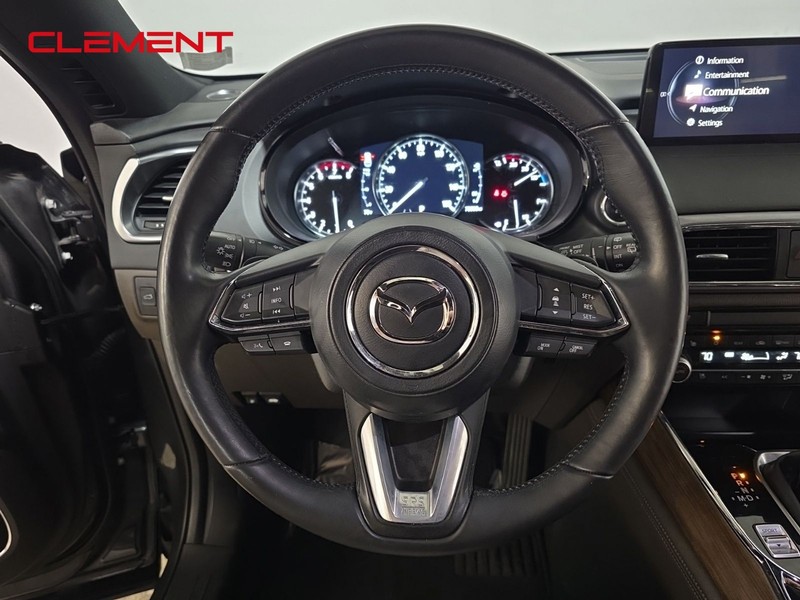 Mazda CX-9 Vehicle Image 11