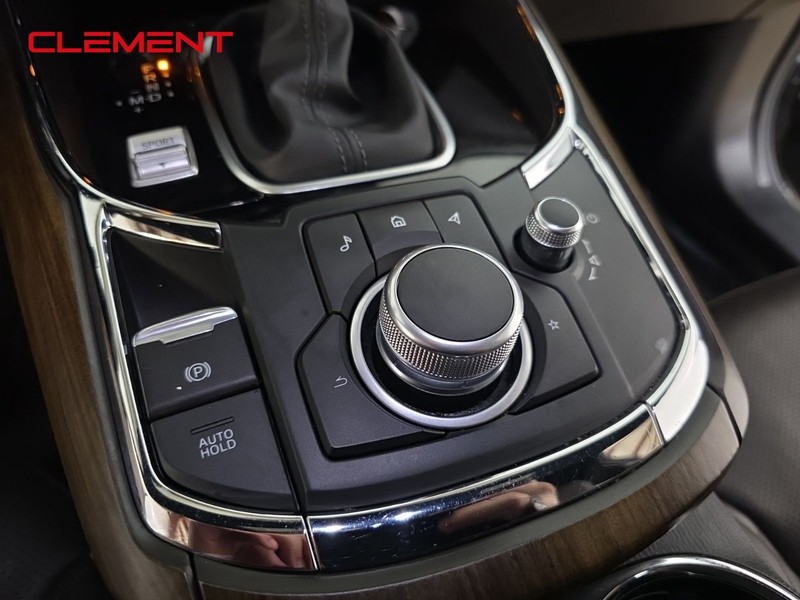 Mazda CX-9 Vehicle Image 19