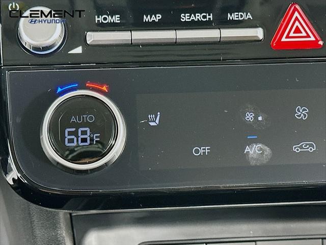 Hyundai Tucson Vehicle Full-screen Gallery Image 20