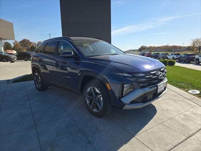 Hyundai Tucson Vehicle Full-screen Gallery Image 3