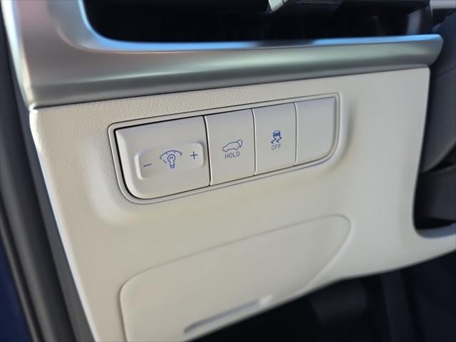 Hyundai Tucson Vehicle Full-screen Gallery Image 10