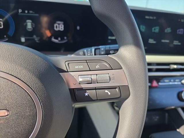 Hyundai Tucson Vehicle Full-screen Gallery Image 13