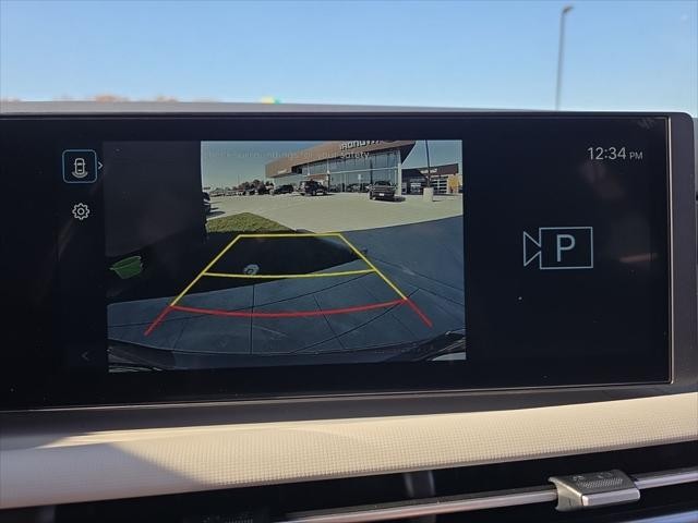 Hyundai Tucson Vehicle Full-screen Gallery Image 17