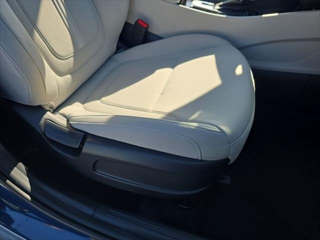 Hyundai Tucson Vehicle Full-screen Gallery Image 28