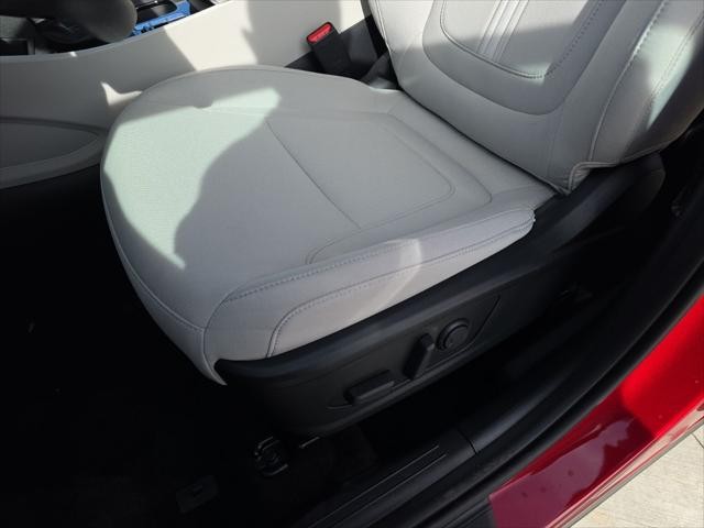 Hyundai Tucson Vehicle Full-screen Gallery Image 23