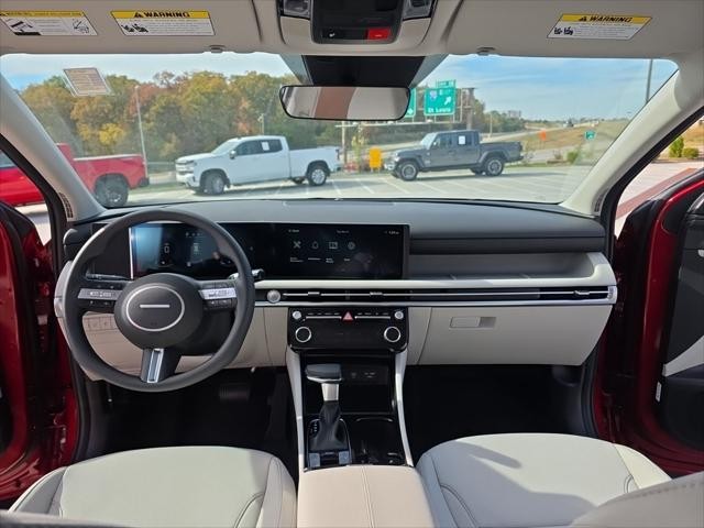 Hyundai Tucson Vehicle Full-screen Gallery Image 27