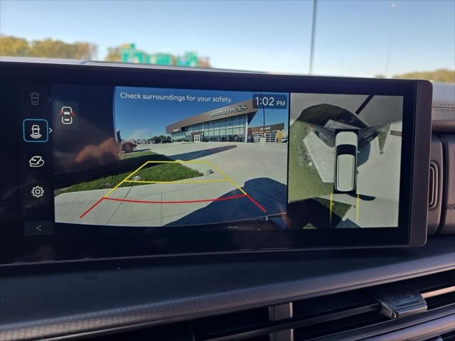 Hyundai Santa Fe Hybrid Vehicle Full-screen Gallery Image 19