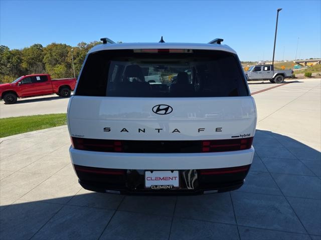 Hyundai Santa Fe Hybrid Vehicle Full-screen Gallery Image 7