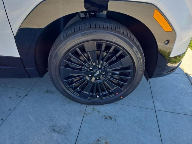 Hyundai Santa Fe Hybrid Vehicle Full-screen Gallery Image 31