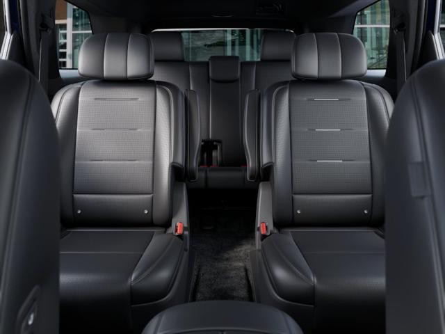 Hyundai Palisade Hybrid Vehicle Full-screen Gallery Image 12