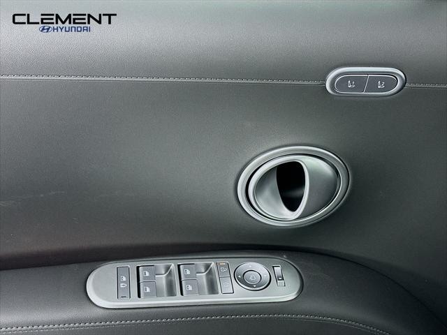 Hyundai Palisade Vehicle Full-screen Gallery Image 24