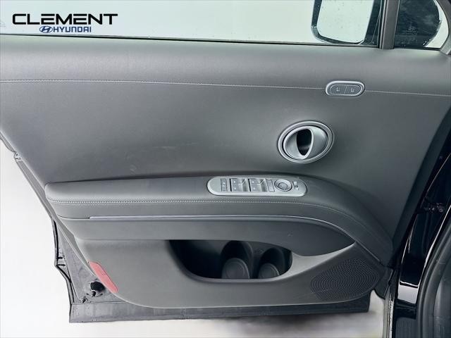 Hyundai Palisade Vehicle Full-screen Gallery Image 25