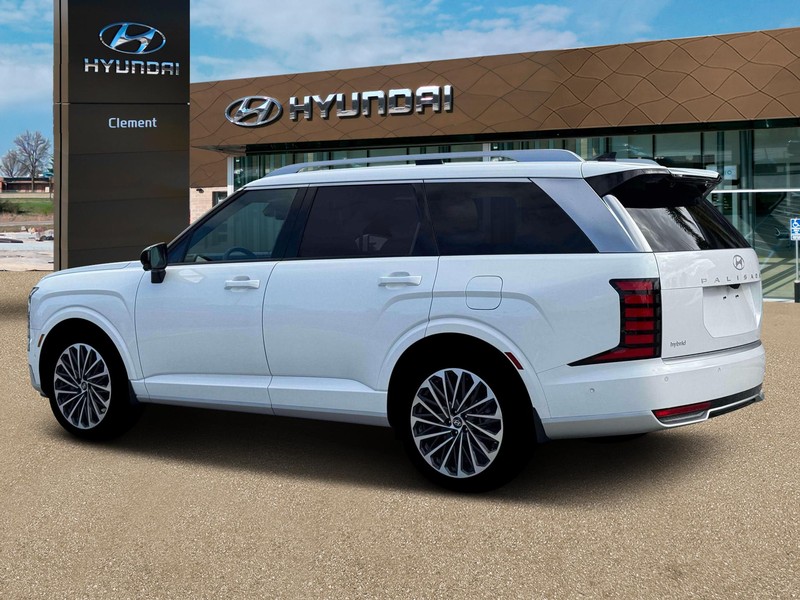 Hyundai Palisade Hybrid Vehicle Full-screen Gallery Image 4
