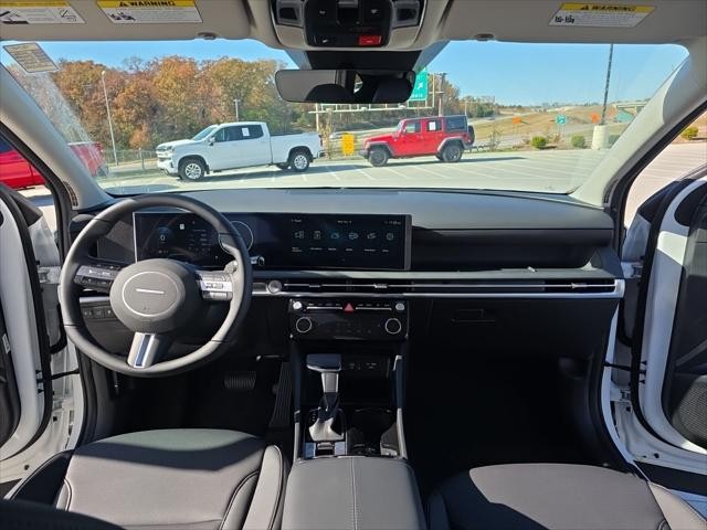 Hyundai Tucson Vehicle Full-screen Gallery Image 10