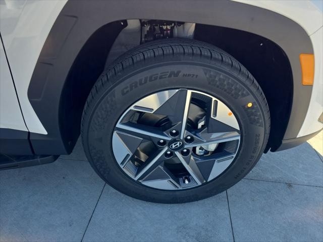 Hyundai Tucson Vehicle Full-screen Gallery Image 33