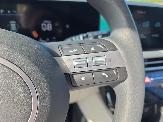 Hyundai Tucson Vehicle Full-screen Gallery Image 14