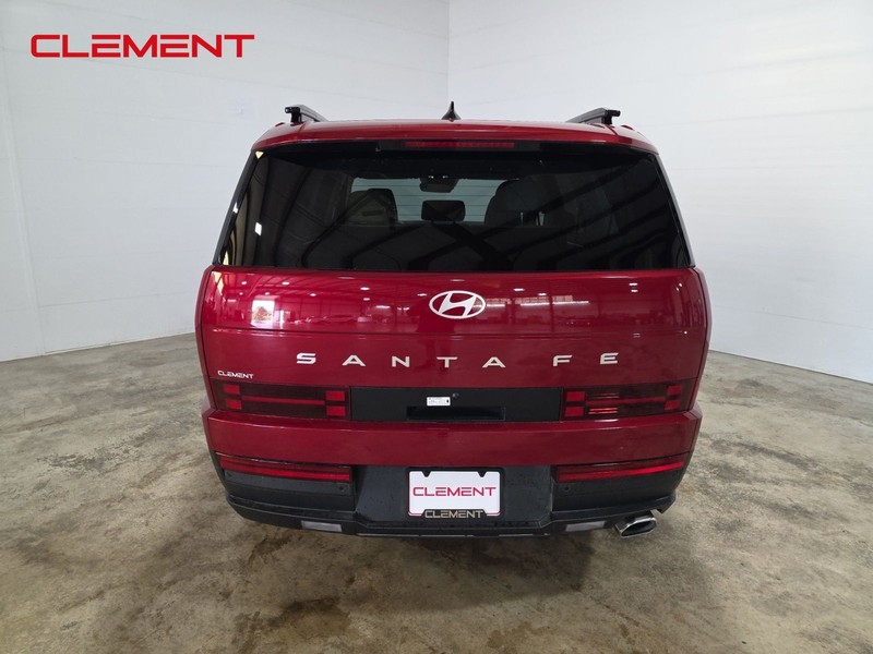 Hyundai Santa Fe Vehicle Full-screen Gallery Image 7