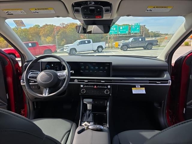 Hyundai Tucson Vehicle Full-screen Gallery Image 10