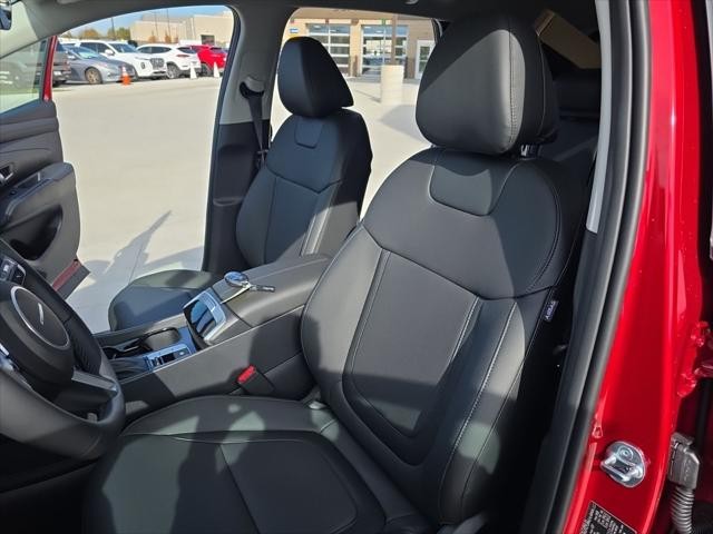 Hyundai Tucson Vehicle Full-screen Gallery Image 26