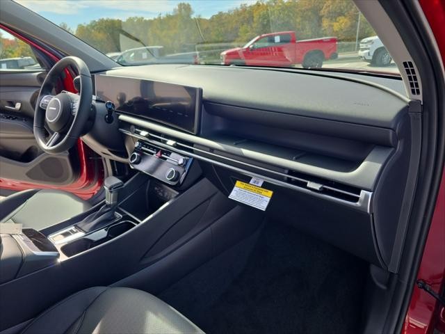 Hyundai Tucson Vehicle Full-screen Gallery Image 30