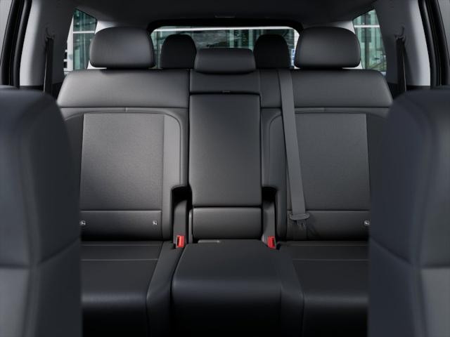 Hyundai Santa Fe Hybrid Vehicle Full-screen Gallery Image 12