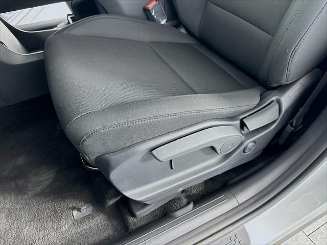 Hyundai Santa Fe Hybrid Vehicle Image 23