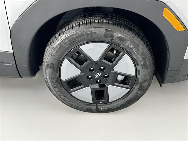 Hyundai Santa Fe Hybrid Vehicle Image 30