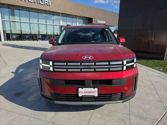 Hyundai Santa Fe Hybrid Vehicle Full-screen Gallery Image 2