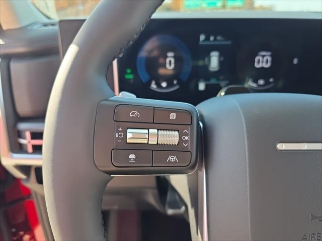 Hyundai Santa Fe Hybrid Vehicle Full-screen Gallery Image 13