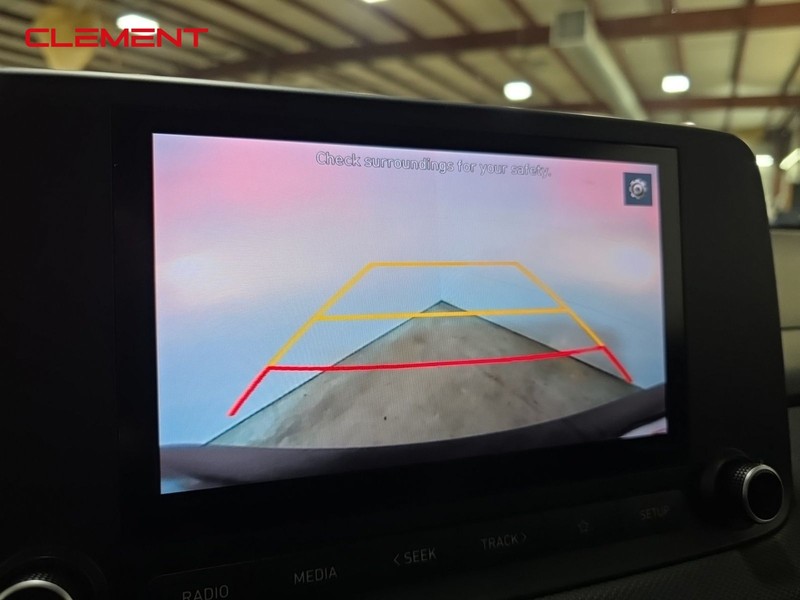 Hyundai Kona Vehicle Image 18